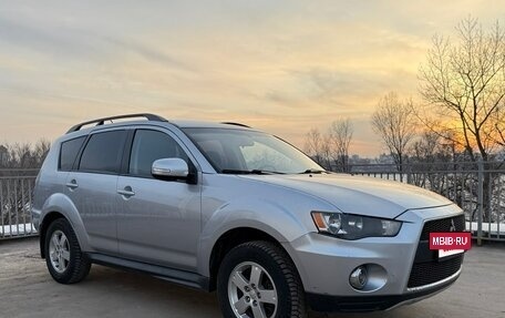 Mitsubishi Outlander III рестайлинг 3, 2012 год, 1 240 000 рублей, 2 фотография