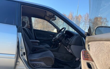 Toyota Chaser VI, 2001 год, 800 000 рублей, 5 фотография