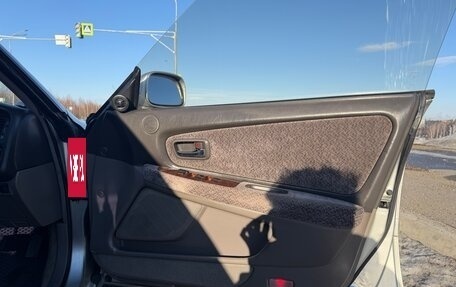 Toyota Chaser VI, 2001 год, 800 000 рублей, 6 фотография