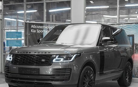 Land Rover Range Rover IV рестайлинг, 2018 год, 6 640 000 рублей, 1 фотография