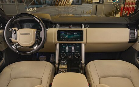Land Rover Range Rover IV рестайлинг, 2018 год, 6 640 000 рублей, 9 фотография