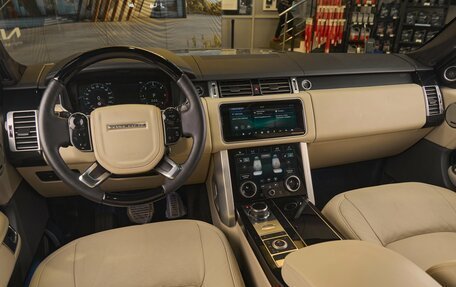 Land Rover Range Rover IV рестайлинг, 2018 год, 6 640 000 рублей, 8 фотография