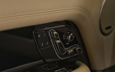 Land Rover Range Rover IV рестайлинг, 2018 год, 6 640 000 рублей, 17 фотография