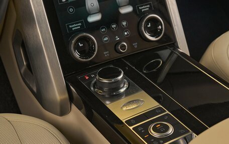 Land Rover Range Rover IV рестайлинг, 2018 год, 6 640 000 рублей, 19 фотография