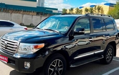 Toyota Land Cruiser 200, 2013 год, 5 100 000 рублей, 1 фотография