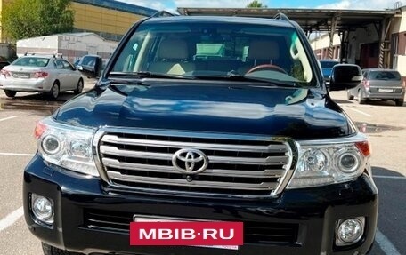 Toyota Land Cruiser 200, 2013 год, 5 100 000 рублей, 3 фотография