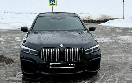 BMW 7 серия, 2022 год, 8 100 000 рублей, 1 фотография