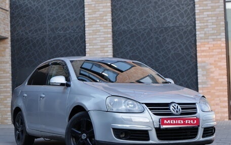 Volkswagen Jetta VI, 2006 год, 335 000 рублей, 1 фотография