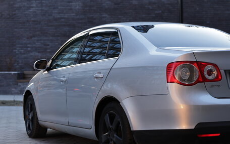 Volkswagen Jetta VI, 2006 год, 335 000 рублей, 10 фотография