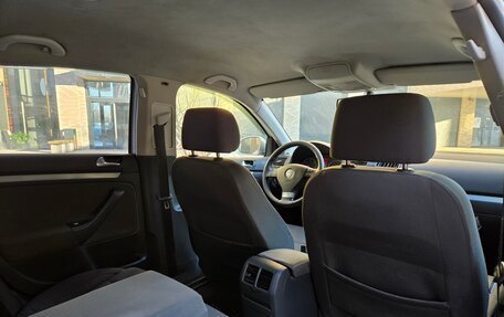 Volkswagen Jetta VI, 2006 год, 335 000 рублей, 24 фотография