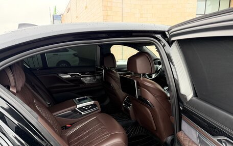 BMW 7 серия, 2022 год, 8 100 000 рублей, 18 фотография