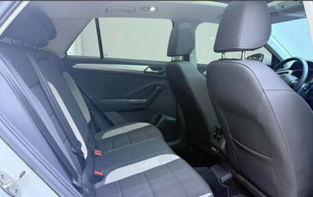 Volkswagen T-Roc I, 2023 год, 1 510 000 рублей, 11 фотография