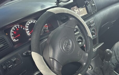 Toyota Corolla, 2003 год, 195 000 рублей, 3 фотография