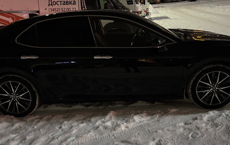 Toyota Camry, 2023 год, 3 400 000 рублей, 2 фотография