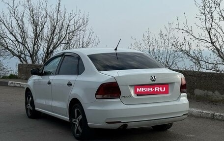 Volkswagen Polo VI (EU Market), 2015 год, 720 000 рублей, 3 фотография