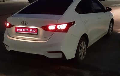 Hyundai Solaris II рестайлинг, 2017 год, 1 300 000 рублей, 1 фотография