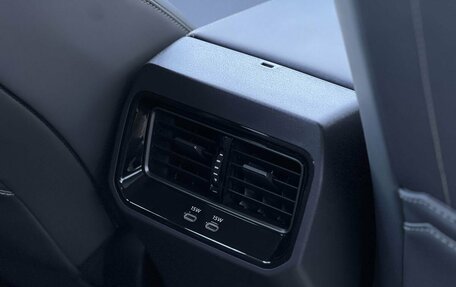 Toyota RAV4, 2026 год, 4 690 000 рублей, 31 фотография