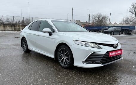 Toyota Camry, 2021 год, 2 740 000 рублей, 2 фотография