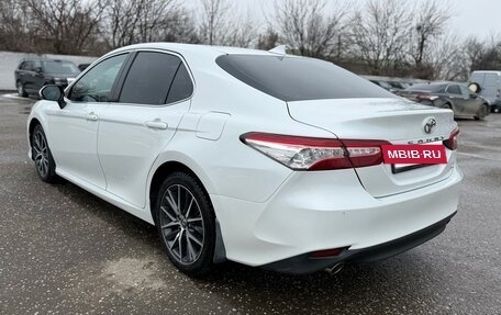 Toyota Camry, 2021 год, 2 740 000 рублей, 4 фотография