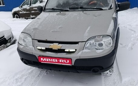 Chevrolet Niva I рестайлинг, 2013 год, 450 000 рублей, 7 фотография