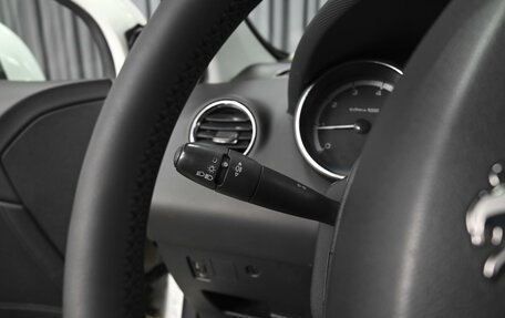 Peugeot 308 II, 2011 год, 639 000 рублей, 15 фотография