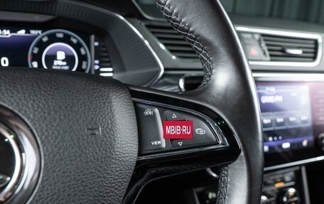 Skoda Superb III рестайлинг, 2019 год, 3 069 000 рублей, 21 фотография