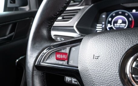 Skoda Superb III рестайлинг, 2019 год, 3 069 000 рублей, 20 фотография