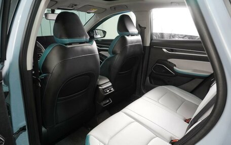 Geely Emgrand, 2023 год, 1 729 000 рублей, 11 фотография