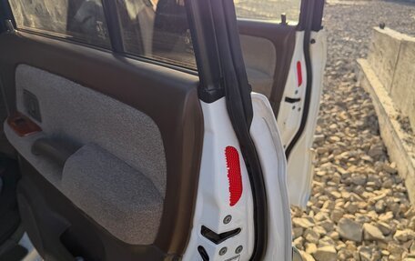 Toyota Land Cruiser Prado 90 рестайлинг, 2002 год, 1 650 000 рублей, 21 фотография