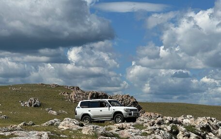 Toyota Land Cruiser Prado 90 рестайлинг, 2002 год, 1 650 000 рублей, 28 фотография