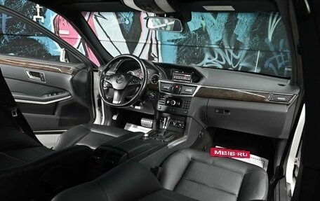 Mercedes-Benz E-Класс, 2013 год, 1 455 000 рублей, 13 фотография