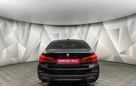 BMW 5 серия, 2018 год, 3 193 000 рублей, 4 фотография