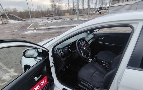 KIA Rio III рестайлинг, 2015 год, 1 050 000 рублей, 8 фотография