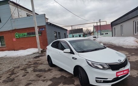 KIA Rio III рестайлинг, 2015 год, 1 050 000 рублей, 20 фотография