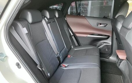 Toyota Harrier, 2025 год, 4 150 001 рублей, 19 фотография