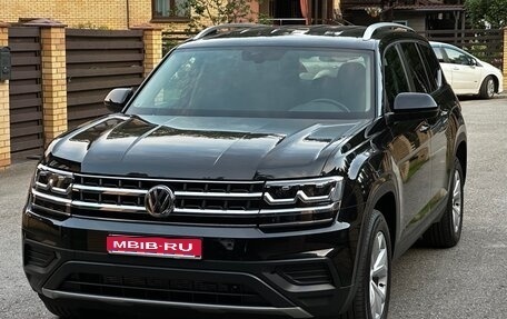 Volkswagen Teramont I, 2018 год, 3 900 000 рублей, 1 фотография