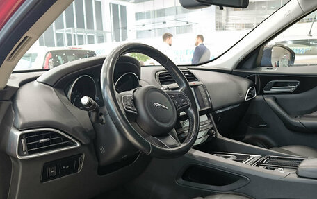 Jaguar F-Pace, 2016 год, 2 399 000 рублей, 20 фотография