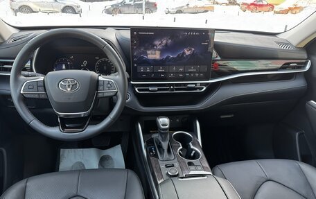 Toyota Highlander, 2026 год, 5 600 000 рублей, 9 фотография