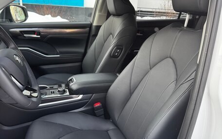 Toyota Highlander, 2026 год, 5 600 000 рублей, 11 фотография