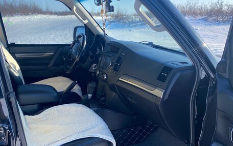 Mitsubishi Pajero IV, 2011 год, 2 500 000 рублей, 7 фотография