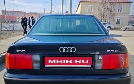 Audi 100, 1993 год, 350 000 рублей, 2 фотография