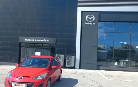 Mazda 2 III, 2012 год, 650 000 рублей, 2 фотография