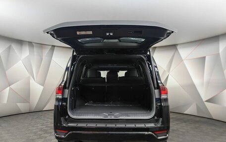 Toyota Land Cruiser, 2024 год, 13 990 000 рублей, 12 фотография