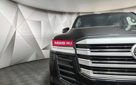 Toyota Land Cruiser, 2024 год, 13 990 000 рублей, 10 фотография