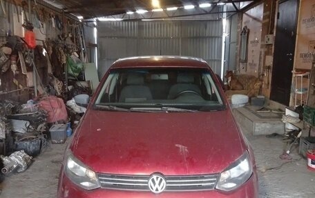 Volkswagen Polo VI (EU Market), 2011 год, 299 000 рублей, 1 фотография