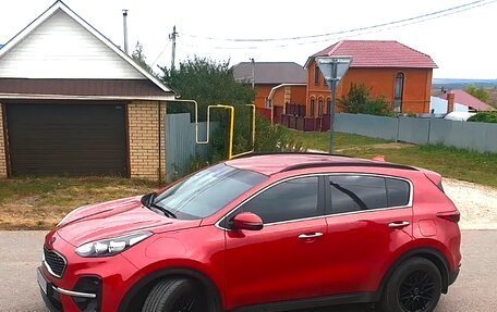 KIA Sportage IV рестайлинг, 2019 год, 2 200 000 рублей, 3 фотография