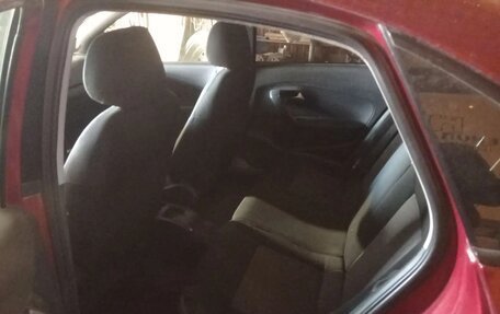 Volkswagen Polo VI (EU Market), 2011 год, 299 000 рублей, 5 фотография