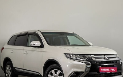 Mitsubishi Outlander III рестайлинг 3, 2017 год, 1 799 000 рублей, 1 фотография