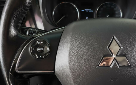 Mitsubishi Outlander III рестайлинг 3, 2017 год, 1 799 000 рублей, 17 фотография