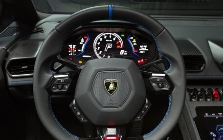 Lamborghini Huracán, 2023 год, 39 133 000 рублей, 9 фотография